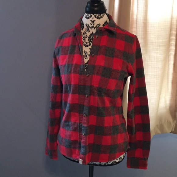 American Eagle Outfitters Tops - American Eagle Slim Fit Long Sleeve Flannel- S